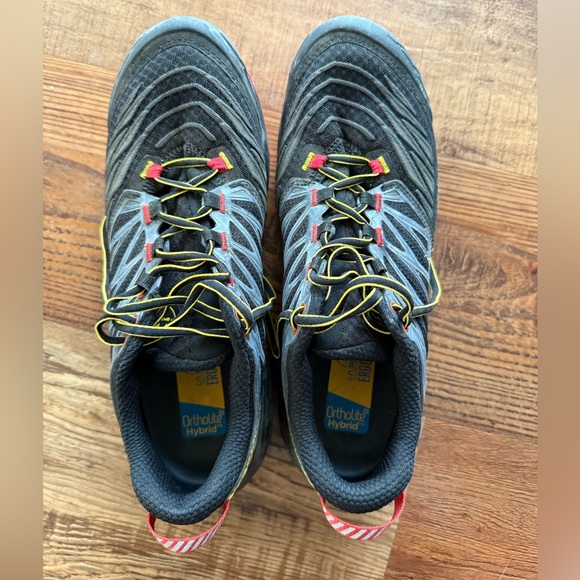 La Sportiva Akasha II size 42.5 (M9/W10.5) - Picture 2 of 4